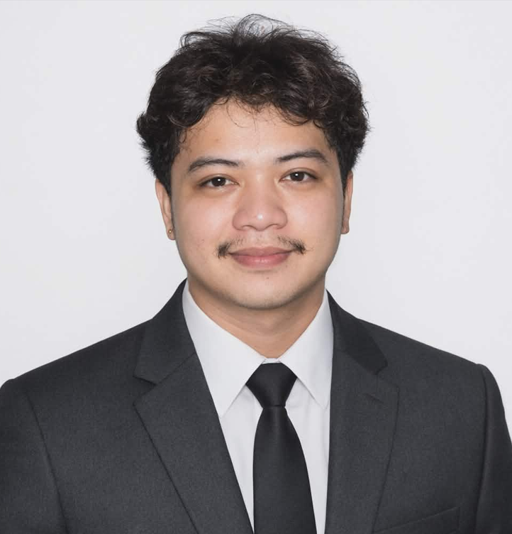 NICO R.